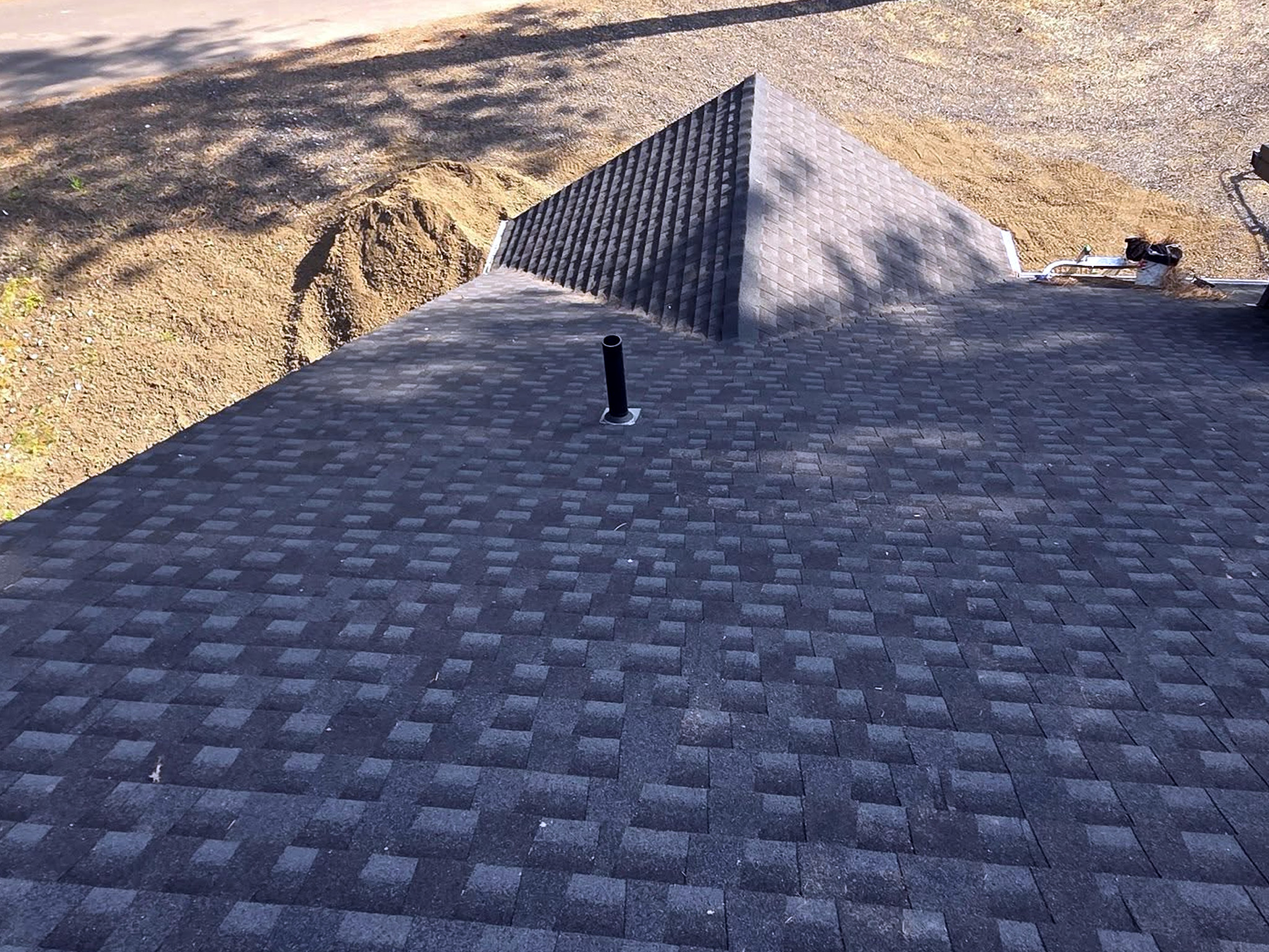 Residential pressure washing and soft washing of siding in Post Falls, ID. Bullseye Wash Systems removes mold and algae, restoring the beauty of your home’s exterior.